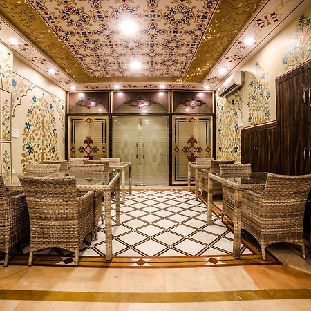 Collection O 36316 Hotel White Palace Τζαϊπούρ Εξωτερικό φωτογραφία