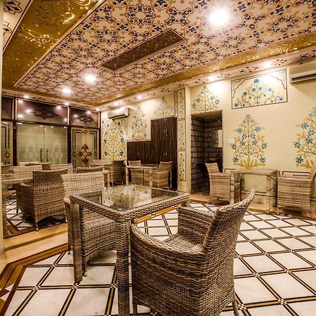 Collection O 36316 Hotel White Palace Τζαϊπούρ Εξωτερικό φωτογραφία