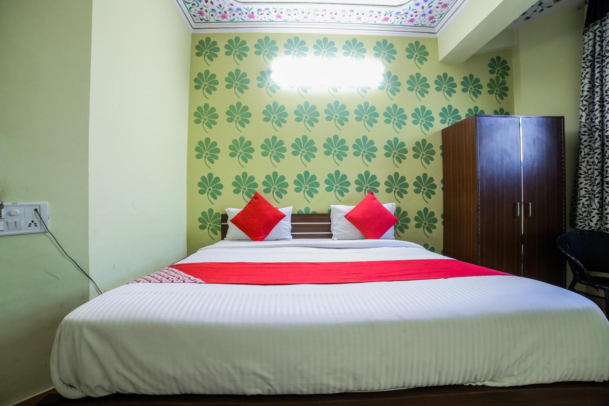 Collection O 36316 Hotel White Palace Τζαϊπούρ Εξωτερικό φωτογραφία